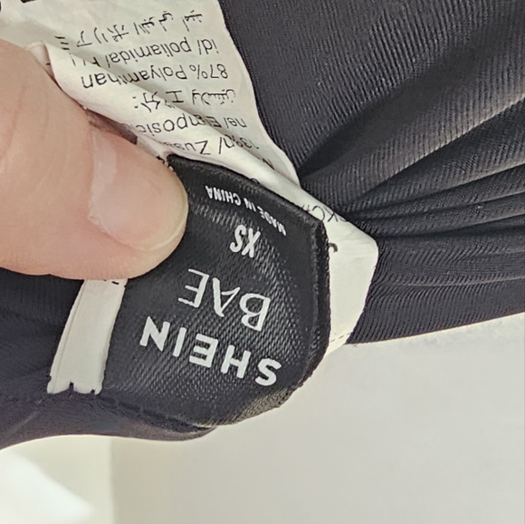 Black crop top tank top size XS - Picture 9 of 9